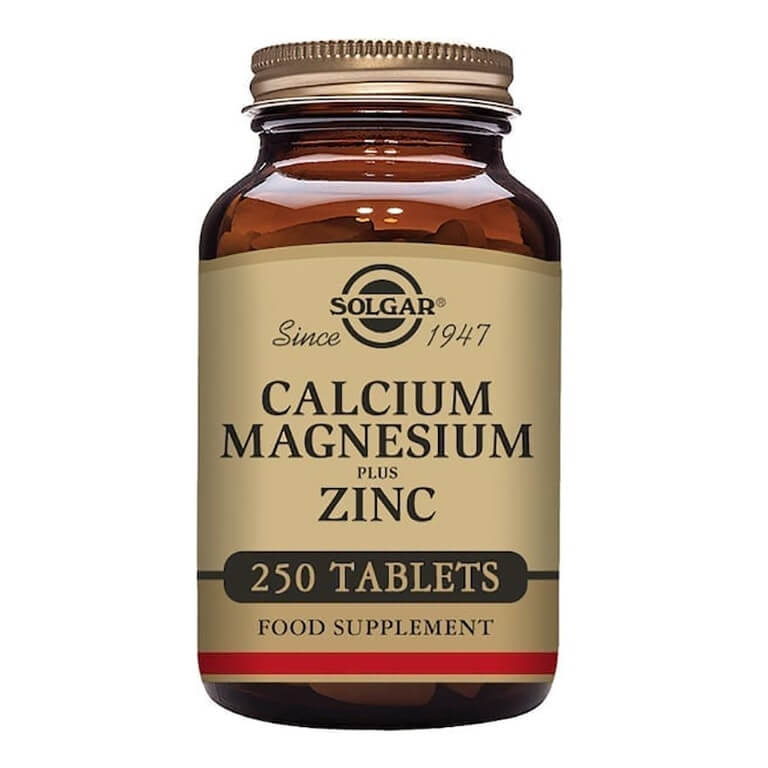 A bottle of Solgar - Minerals - Calcium Magnesium Plus Zinc Tabs - Size: 250.