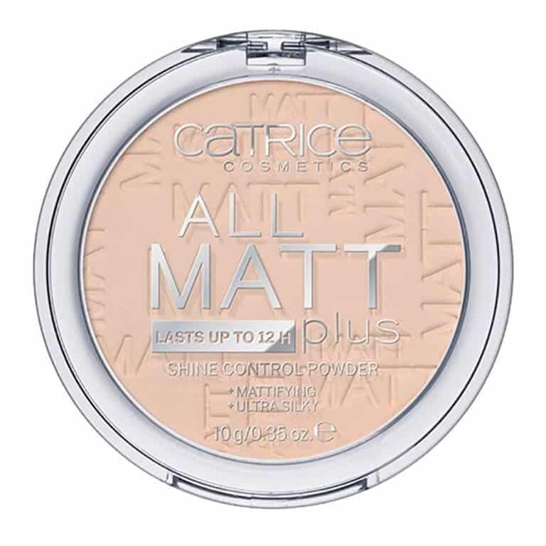 Catrice - All Matt Plus Shine Control Powder 001 in light beige.